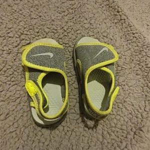 Toddler Nike sandals